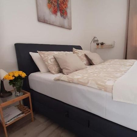 Apartmani Alma Пула Экстерьер фото